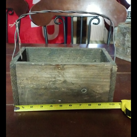 Vintage Inspired Wood Box - Picture 1 of 3